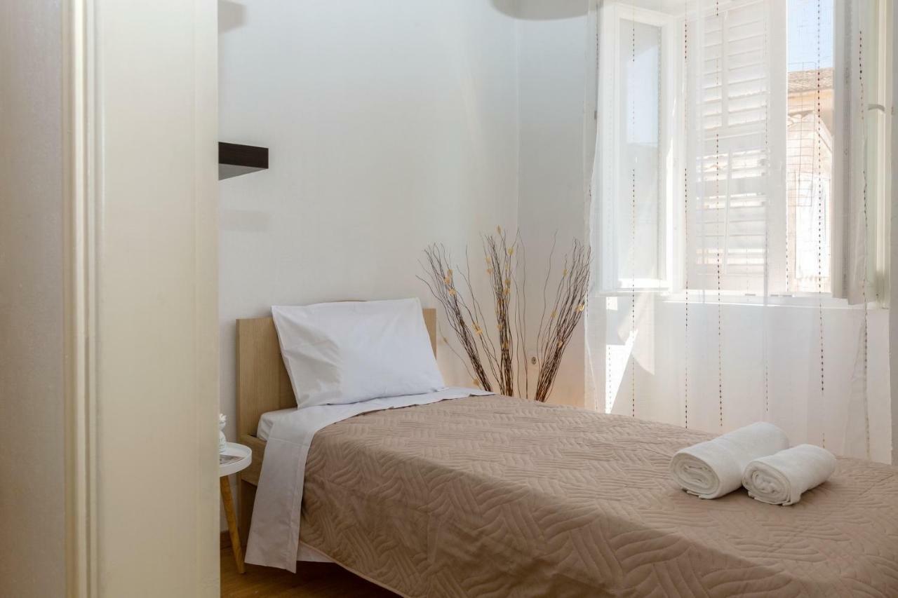 Yasmin House By Corfuescapes Appartement Corfu  Buitenkant foto
