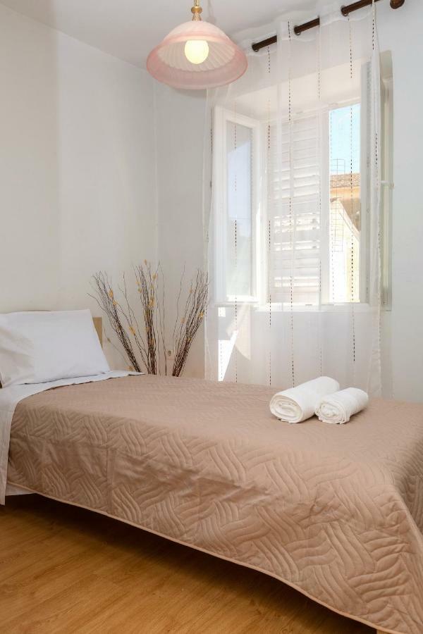 Yasmin House By Corfuescapes Appartement Corfu  Buitenkant foto